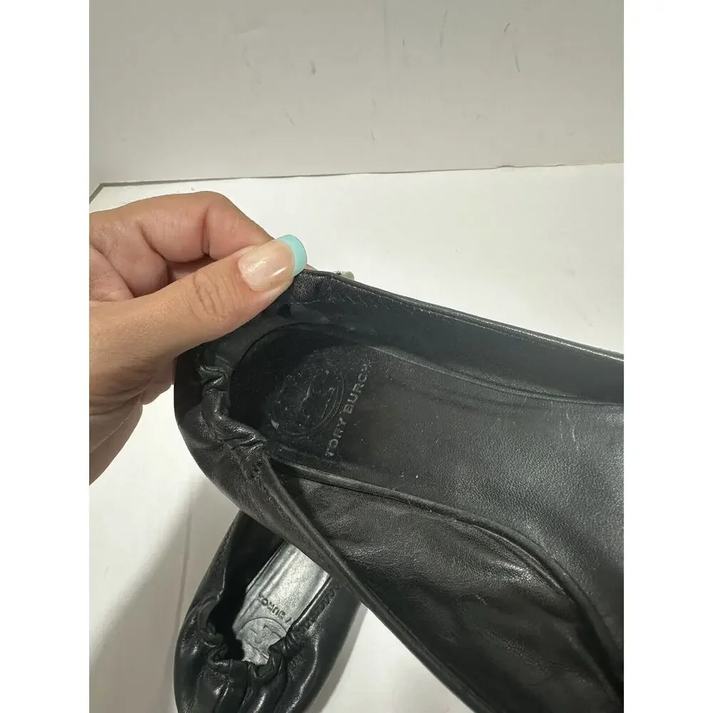 TORY BURCH Reva Ballet Flats Black Gold Medallion Logo‎ Sz 7.5 See Pictures